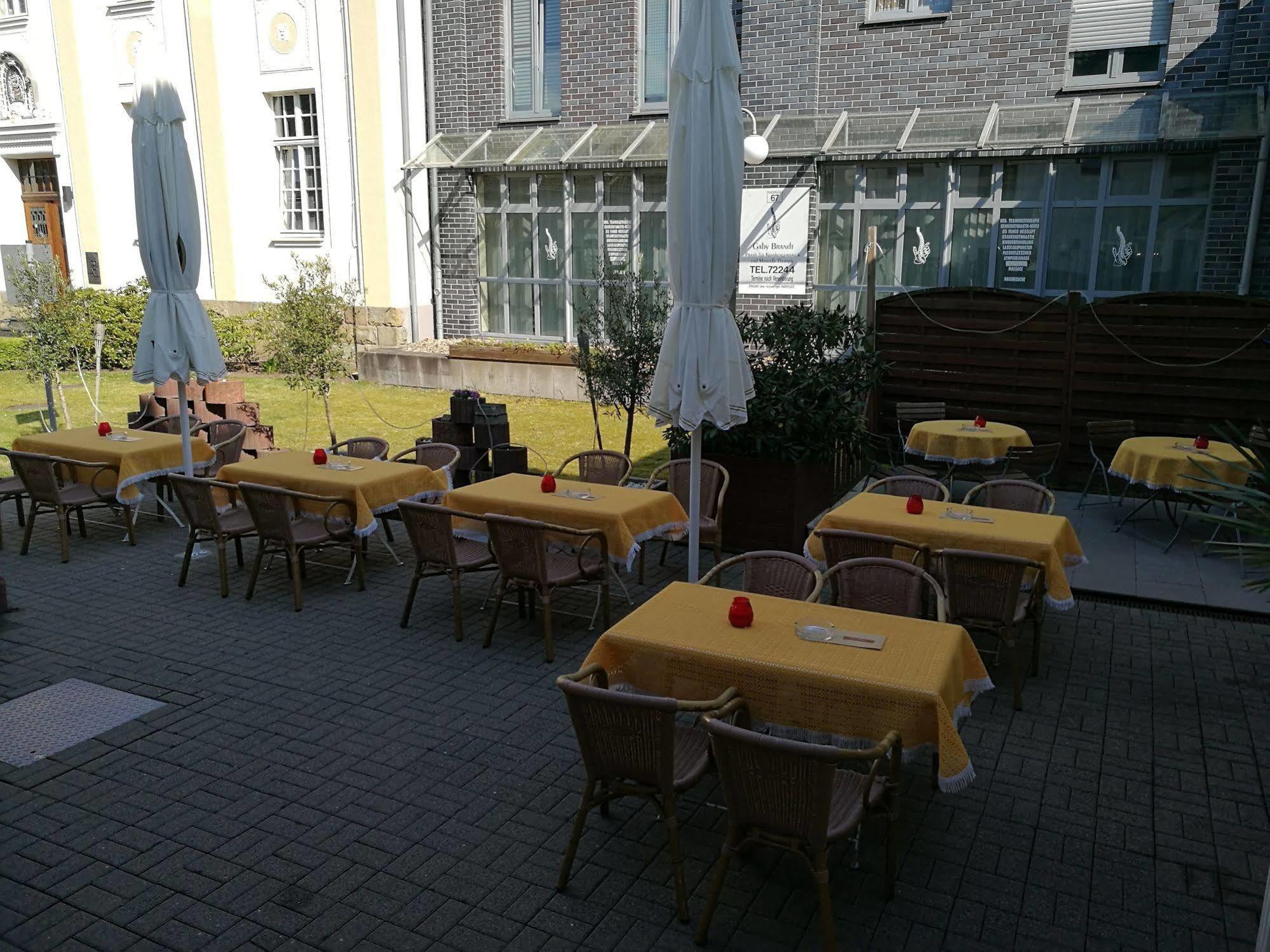 Hotel Central Restaurant El Barrio Grevenbroich Exterior photo